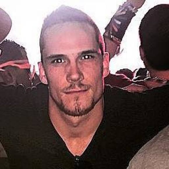 Meet your Posher, Ben - Picture 1 of 1